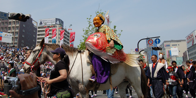 博多どんたく港祭