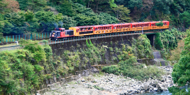 嵯峨野トロッコ列車