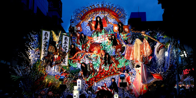 八戸三社大祭