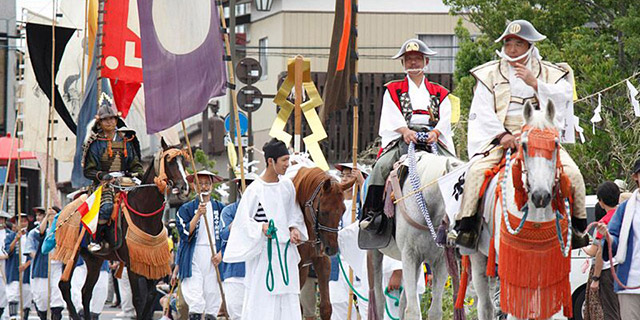 七日堂裸祭り