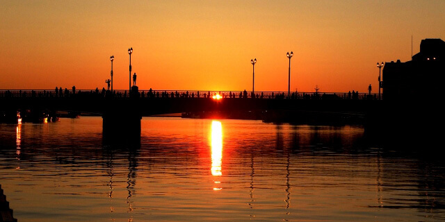 幣舞橋（ぬさまいばし）