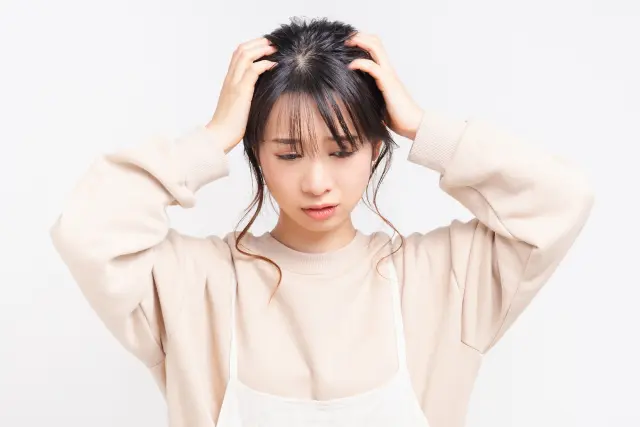 リゾートバイトで悩む人