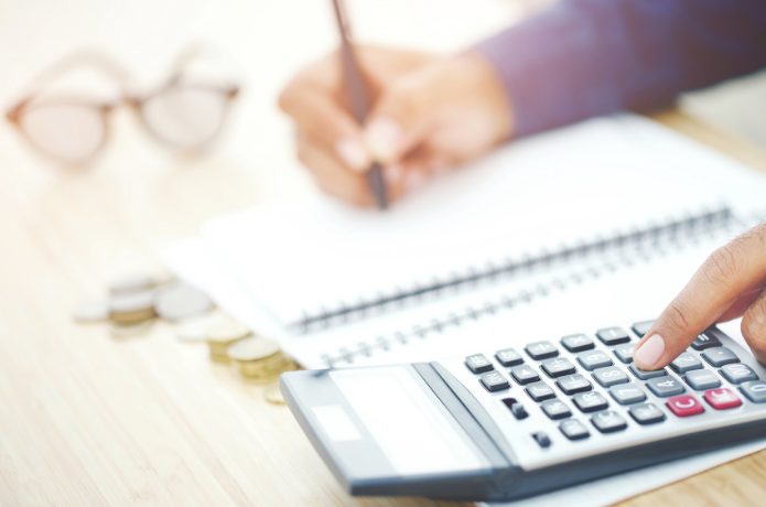 お金を稼ぎたい人は必要な金額を計算する