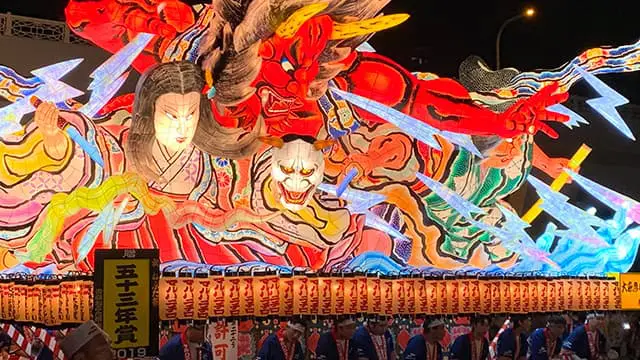 青森ねぶた祭(青森県青森市)