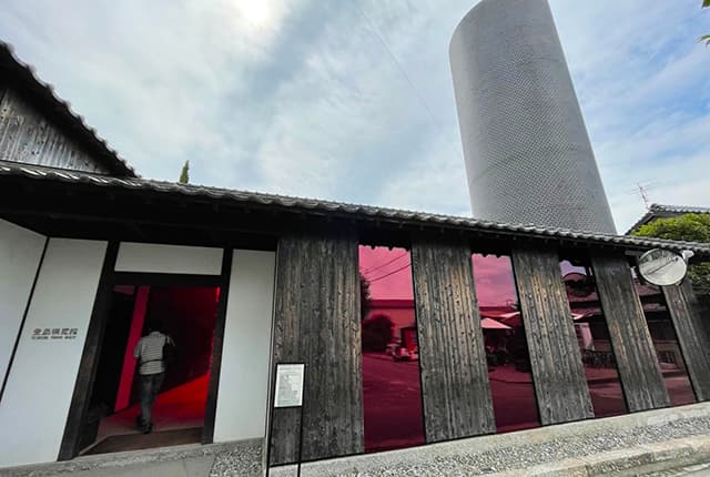 豊島横尾館01