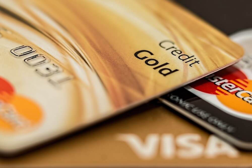 3ヶ月以内の旅行なら海外旅行保険付帯のクレジットカードを作ろう