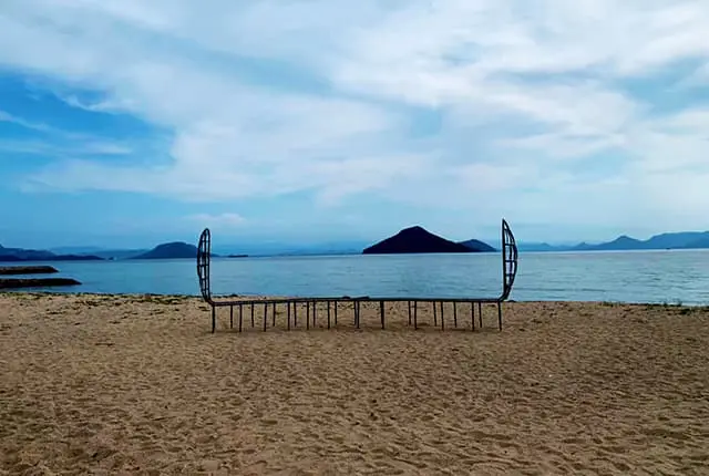 海を夢見る人々の場所