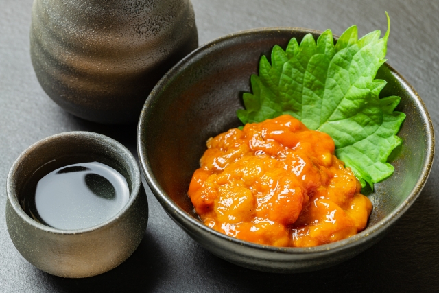 潮の香りと濃厚なコク「塩うに」
