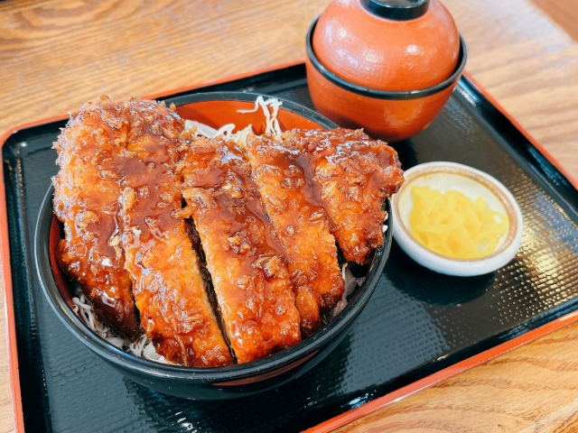 ソースカツ丼　(福井県）