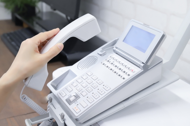 営業からの電話