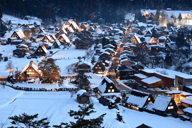 白川郷・五箇山の合掌造り集落(岐阜県・富山県)