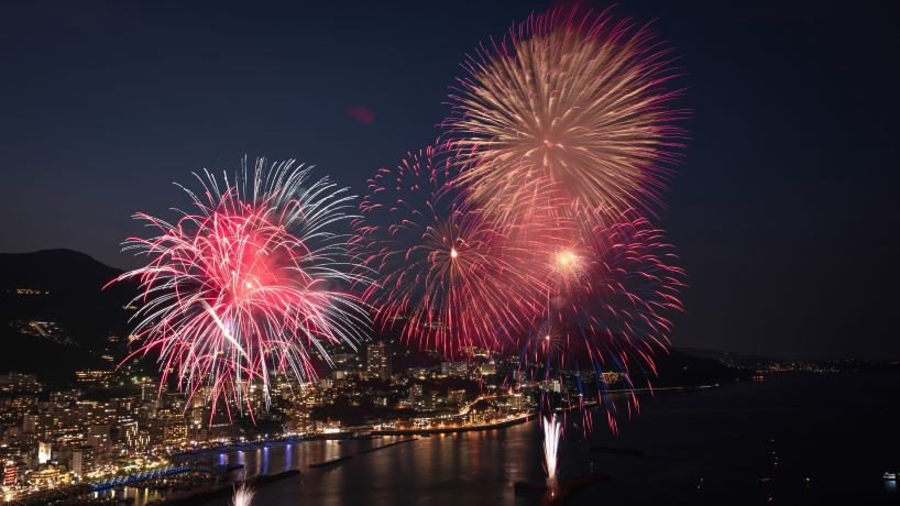 熱海温泉花火大会