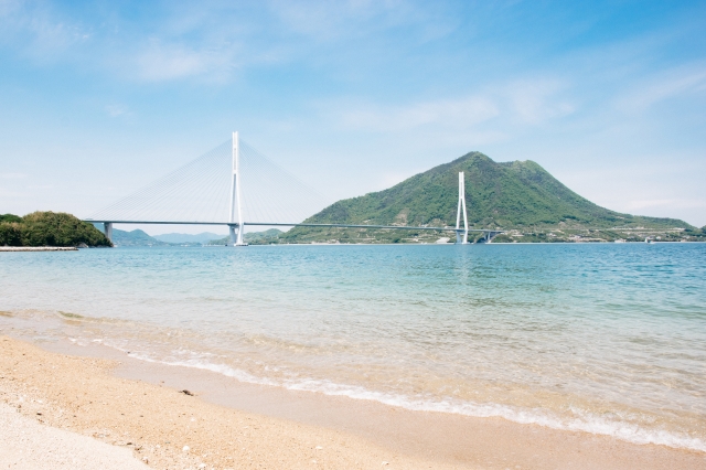 因島