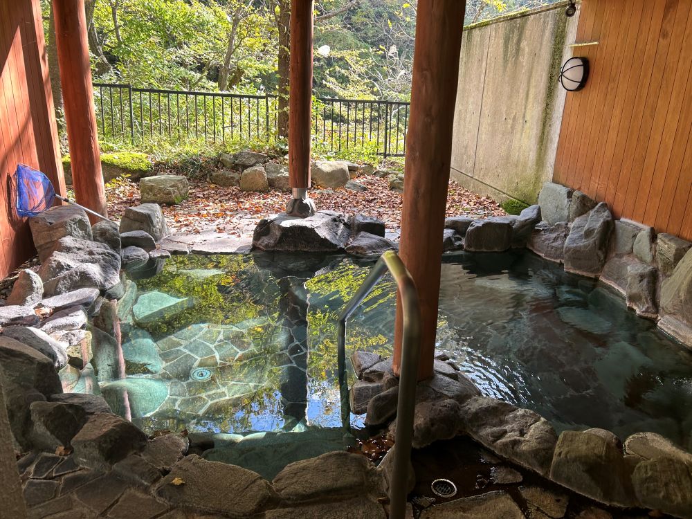 リゾートバイト先の温泉施設