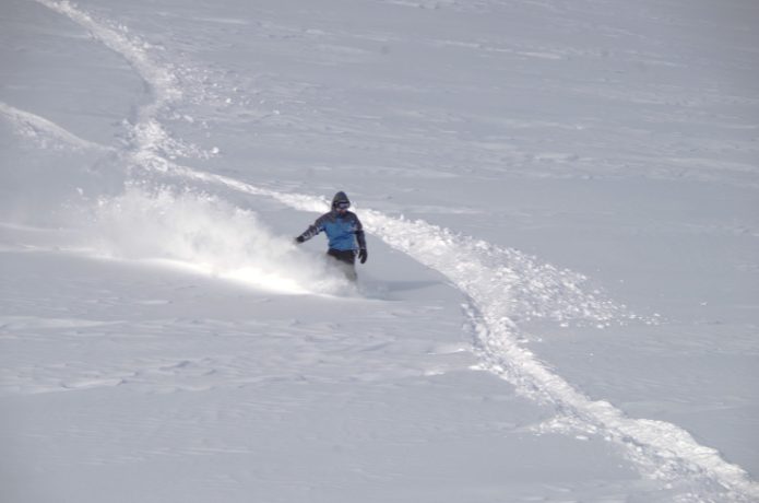 その3. 夢のパウダースノーを思う存分堪能！