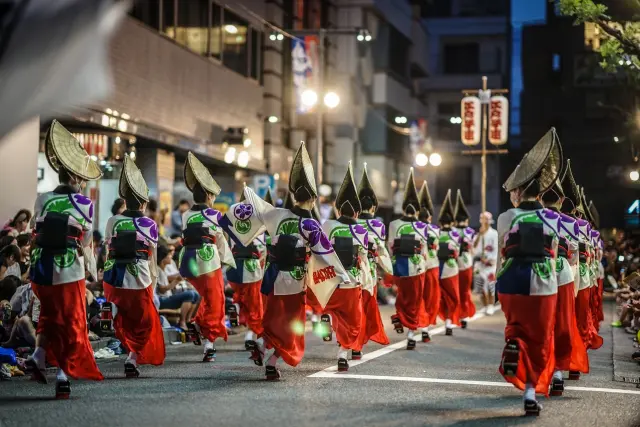 高円寺阿波おどり(東京都・杉並区)