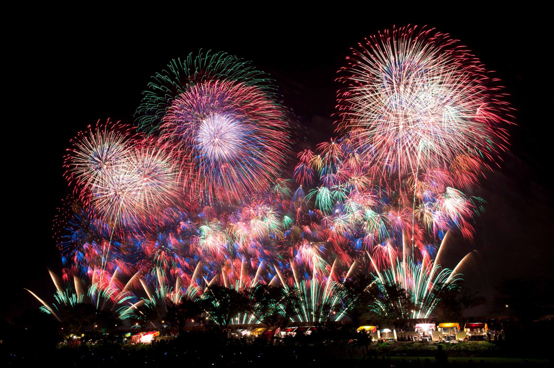 土浦全国花火競技大会(茨城県土浦市)