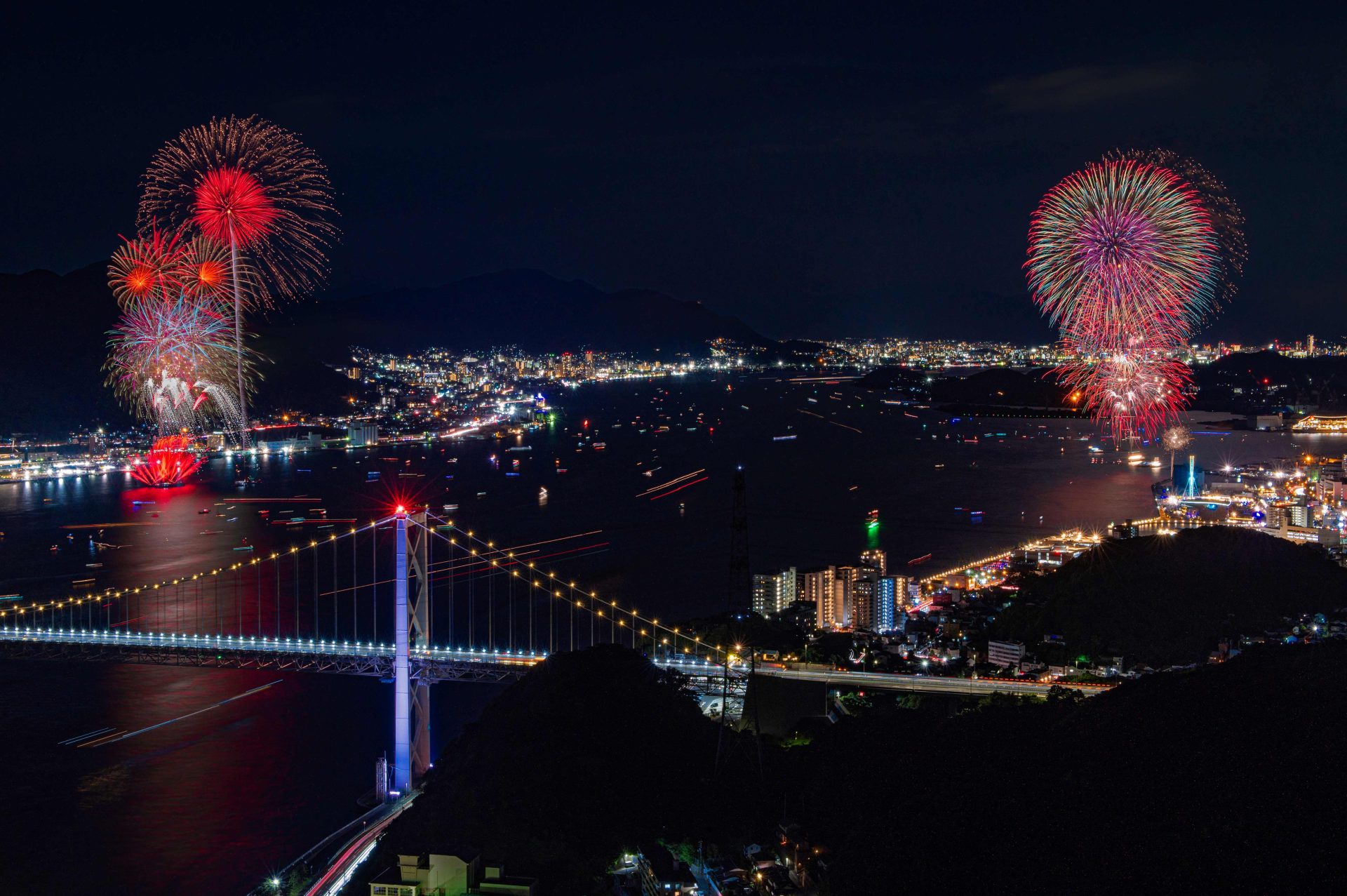 関門海峡花火大会(福岡県・山口県)