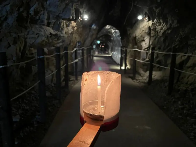 江ノ島の岩屋 ロウソク