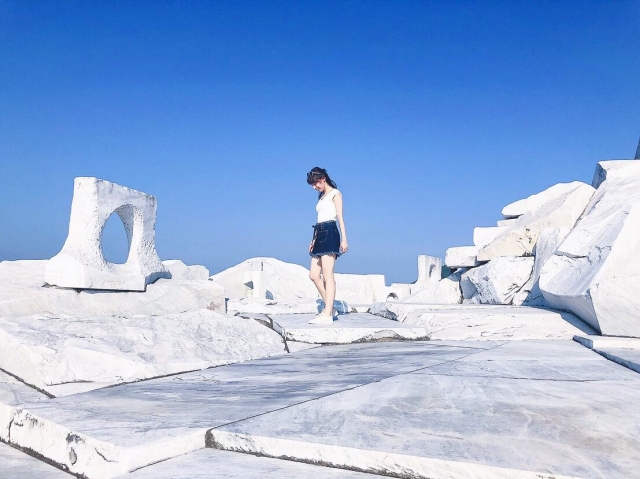 【11：00】 フォトジェニックな大理石庭園で写真を撮ろう！未来心の丘