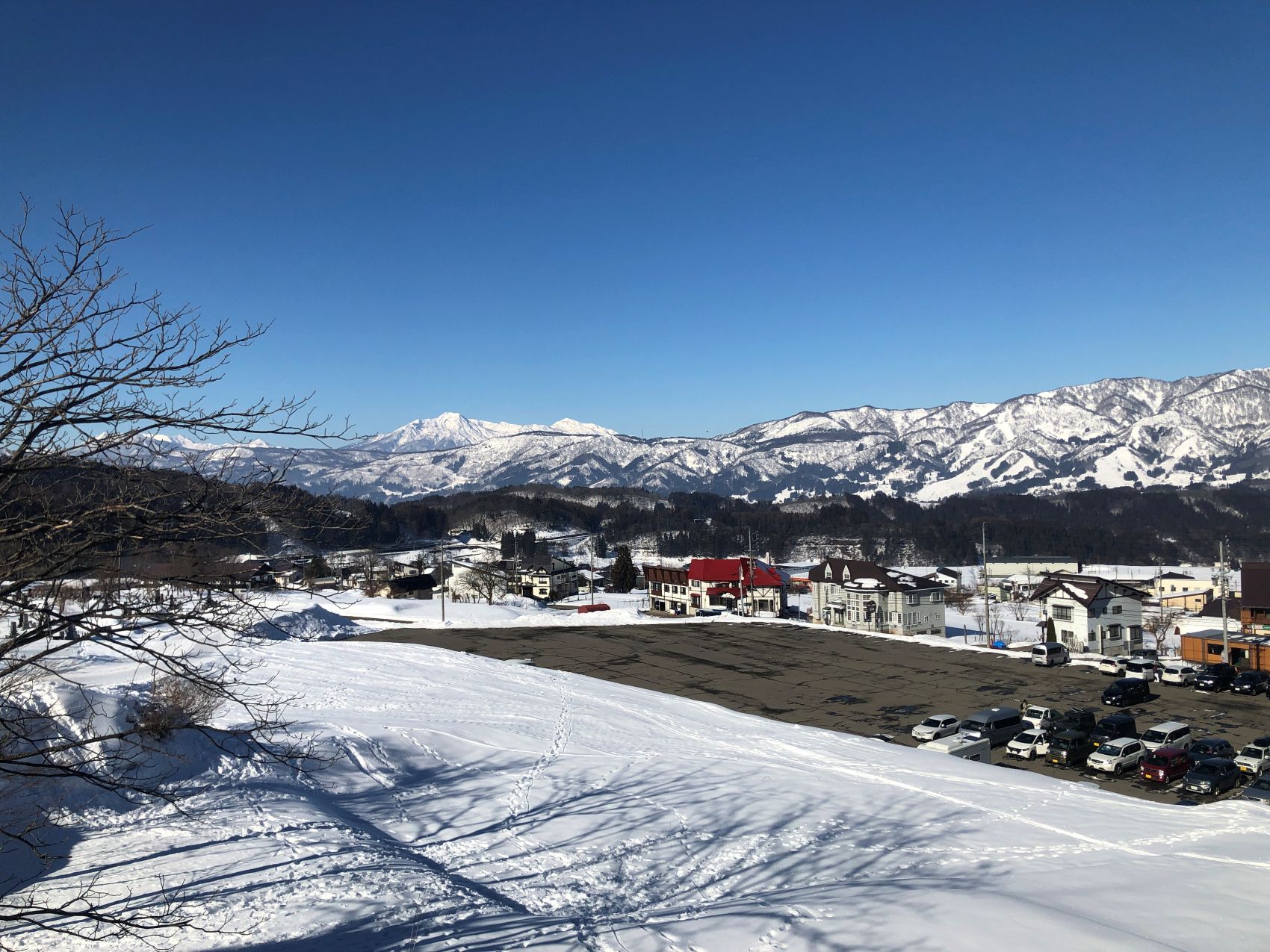 冠雪した北アルプス