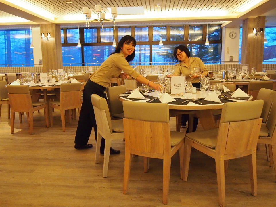 ホールの仕事　イメージ