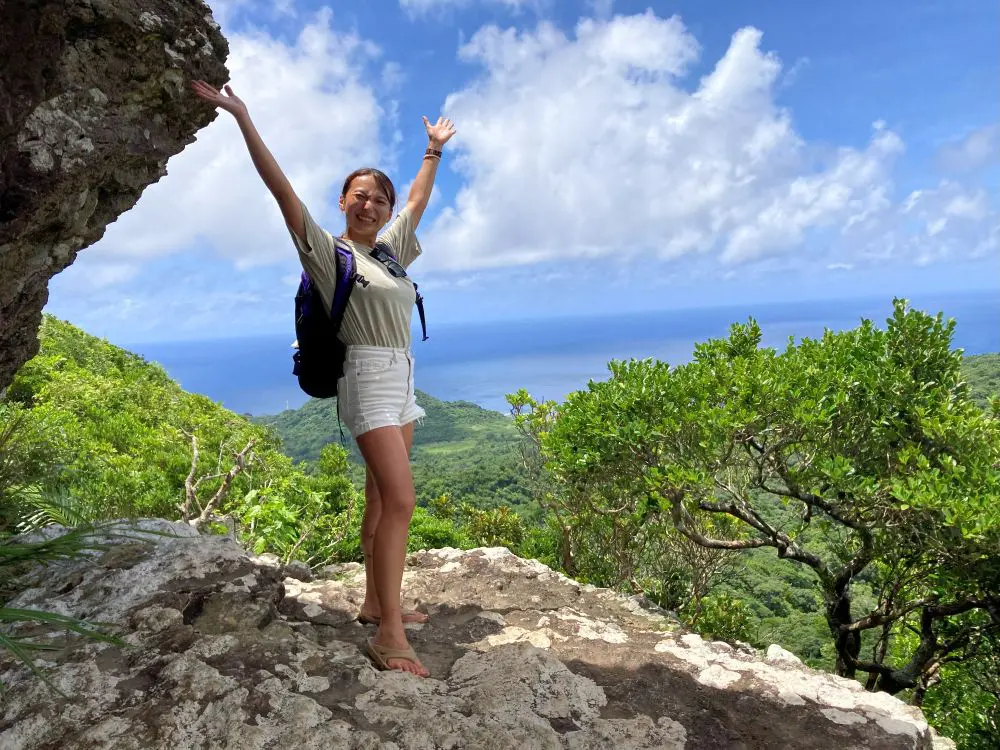 屋良部岳　トロルの舌